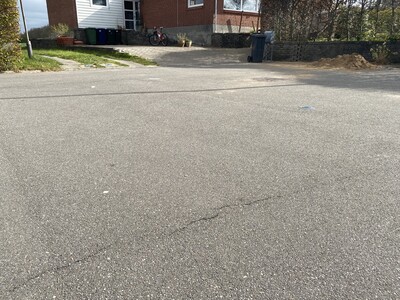 Fissure importante sur une section non renforcée après 5 ans